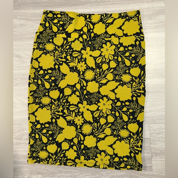 Lularoe cassie skirt womens large - Picture 2 of 3